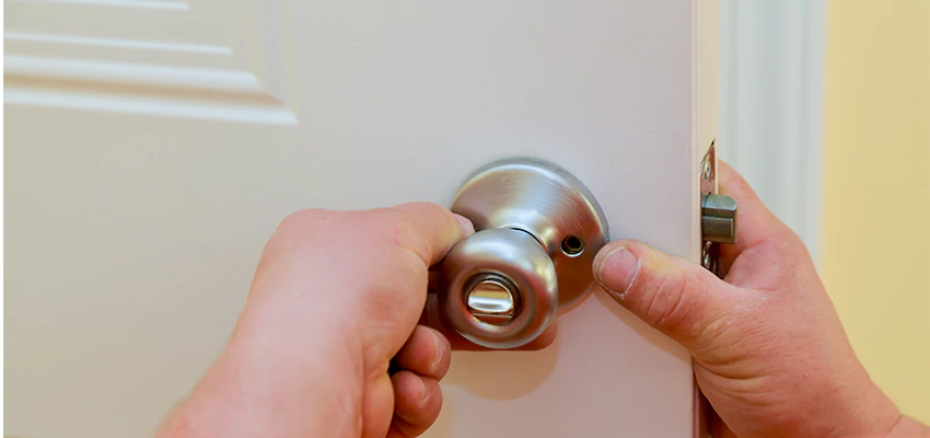 After-hours Locksmith For Lock And Key Installation in Costa Mesa, CA